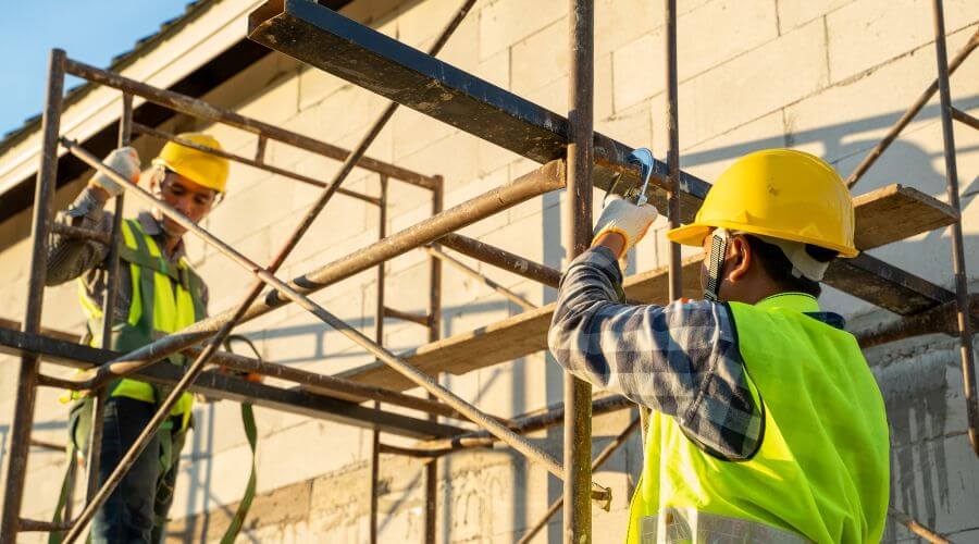 Professional gutter cleaning in Wabash, IN